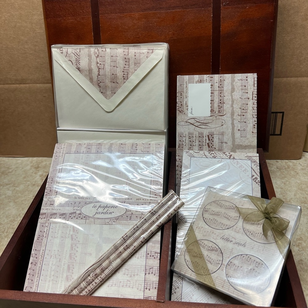 Elegant Music-Themed Boxed Stationery Set